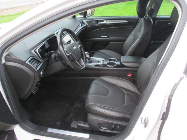 LIKE NEW!*2013 FORD FUSION "TITANIUM"*LEATHER*MOONROOF*RUST FREE*CLEAN for sale in Waterford, MI – photo 13