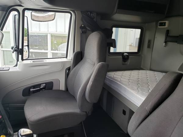 Own your own truck, Be your own boss.!!! 2014 Prostar, bad credit OK! for sale in Chicago, IL – photo 10