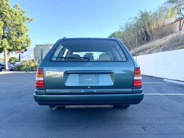 Mercedes Benz 320TE 1995 Low miles for sale in San Diego, CA – photo 4