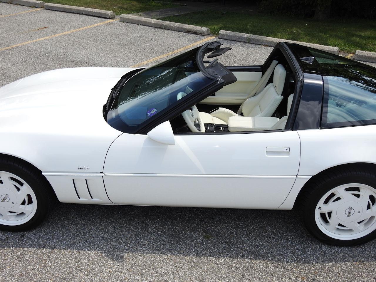 1988 Chevrolet Corvette for sale in O'Fallon, IL – photo 42