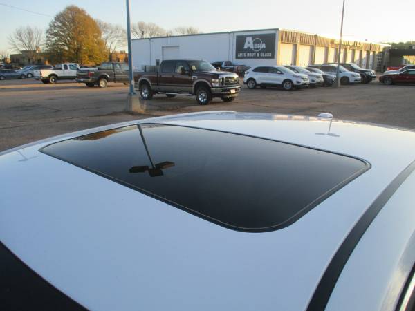 2012 Toyota Camry XLE Hybrid 4Door Sedan for sale in Sioux City, IA – photo 9