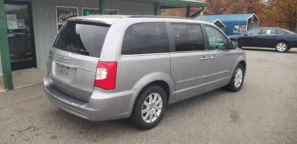 2013 CHRYSLER TOWN AND COUNTRY**STO-N-GO** - cars & trucks - by... for sale in LAKEVIEW, MI – photo 6