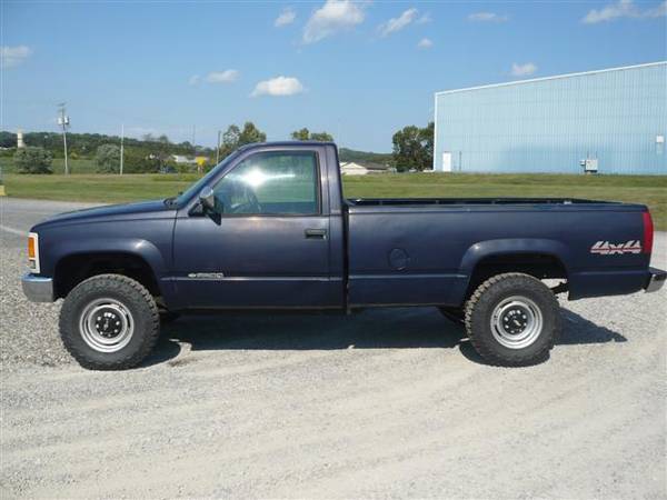 1993 Chevy 2500 4x4 truck. Very Solid SURVIVOR - cars & trucks - by... for sale in Hummels Wharf, PA – photo 2