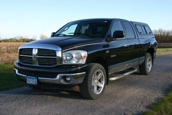 2008 Ram 1500 Quad Cab 4x4 with 5 7 MDS Hemi V8 - - by for sale in Cokato, MN – photo 23