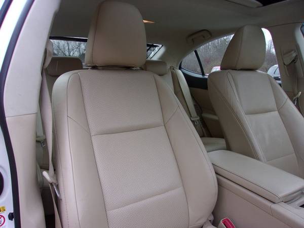 2013 Lexus ES300H Hybrid, 96k Miles, White, 1 Owner, Navi, Must for sale in Franklin, VT – photo 10