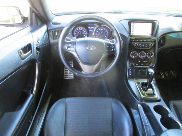 2013 Hyundai Genesis COUPE 3.8 - NAVI - SUNROOF - LEATHER AND HEATED... for sale in Sacramento , CA – photo 6