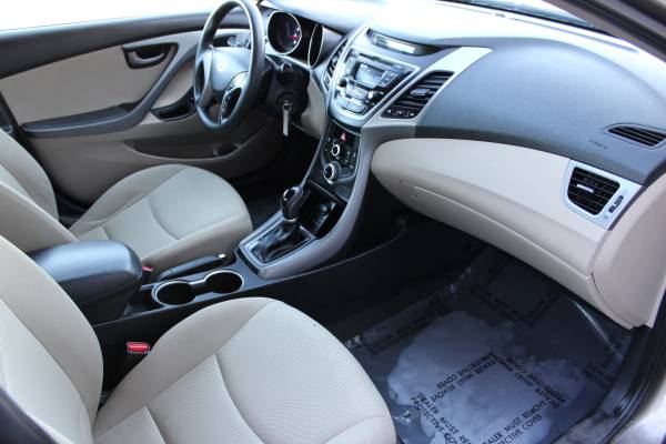 2015 Hyundai Elantra SE 4dr Sedan, Low Miles, Great on Gas - cars &... for sale in Omaha, NE – photo 11