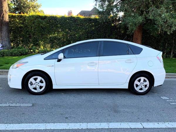 2010 Toyota Prius III III 4dr Hatchback - cars & trucks - by dealer... for sale in Los Angeles, CA – photo 7