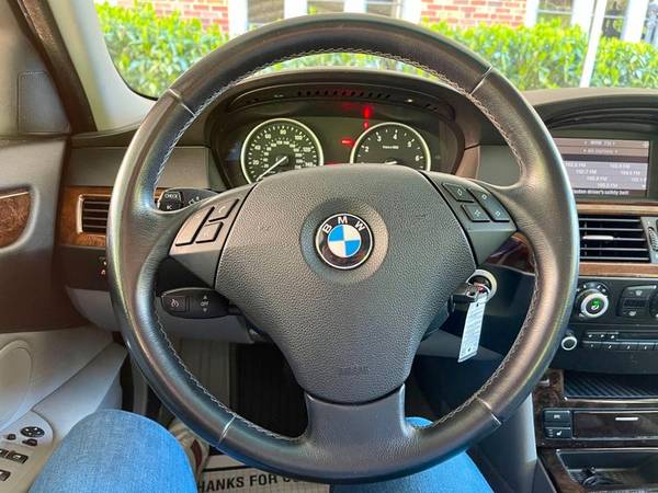 2008 BMW-SHOWROOM CONDITION! LOADED WITH LEATHER! 528i-LOW for sale in Knoxville, TN – photo 12