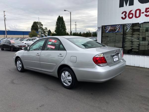 2005 Toyota Camry 4dr LE 4Cyl Auto PW PDL Air Xtra Clean Great MPG -... for sale in Longview, OR – photo 3