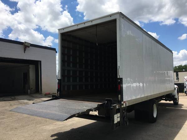 2015 INTERNATIONAL 4300 26ft Box Truck W/Liftgate 6.7L CUMMINS... for sale in Arlington, LA – photo 6