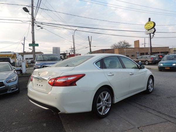 2017 Nissan Altima 3.5 SL **Guaranteed Credit Approval** for sale in Inwood, NY – photo 23