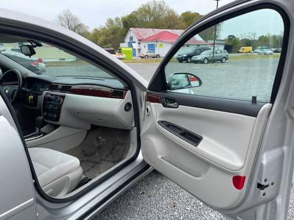 2006 Chevrolet Impala - V6 Clean Carfax, All power, Spoiler, Books for sale in Dagsboro, DE 19939, MD – photo 18