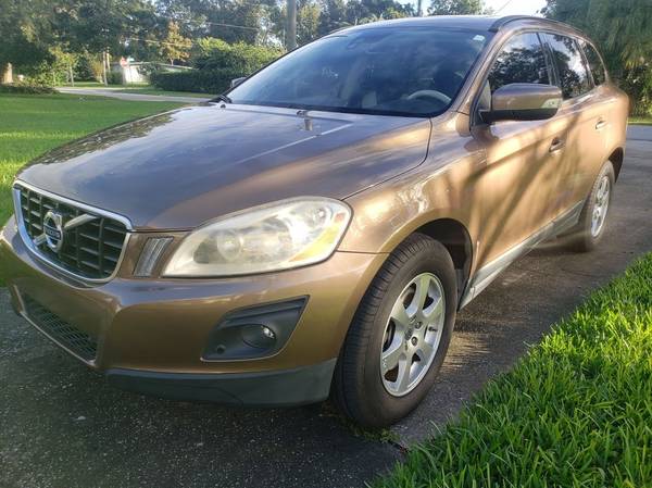 2010 VOLVO XC60 SE - cars & trucks - by dealer - vehicle automotive... for sale in Bunnell, FL – photo 15