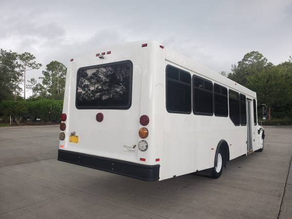 2014 International 29 Passenger Bus Diesel Power Wheelchair Ramp! for sale in Palm Coast, FL – photo 8