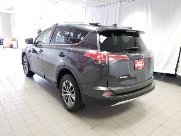 2018 Toyota RAV4 Hybrid AWD 4D Sport Utility/SUV XLE - cars & for sale in Dubuque, IA – photo 14