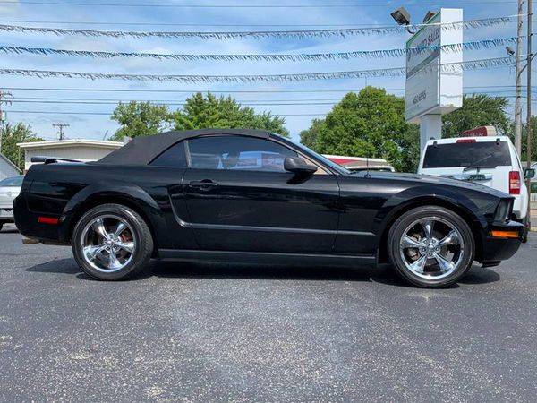 2006 Ford Mustang V6 Deluxe 2dr Convertible for sale in Kokomo, IN – photo 11
