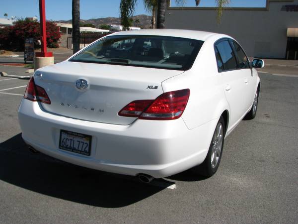 2005 Toyota Avalon XLS 4dr - - by dealer - vehicle for sale in El Cajon, CA – photo 4
