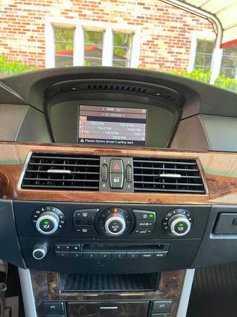 2008 BMW-SHOWROOM CONDITION! LOADED WITH LEATHER! 528i-LOW for sale in Knoxville, TN – photo 23