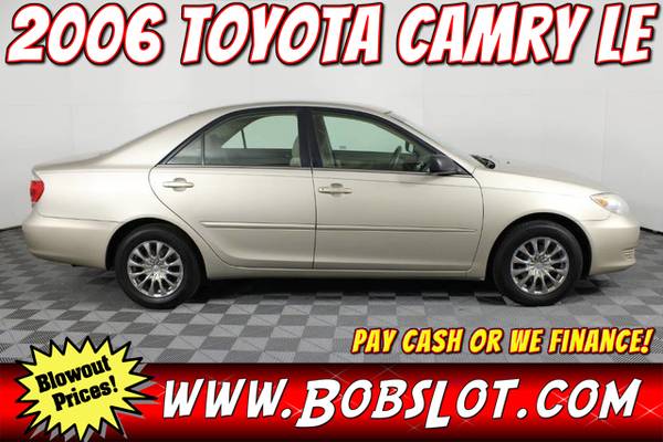 2006 Toyota Camry LE For Sale - Excellent - cars & trucks - by... for sale in Charlotte, NC – photo 2