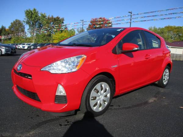 2013 Toyota Prius c Hybrid - - by dealer - vehicle for sale in Fort Wayne, IN – photo 4
