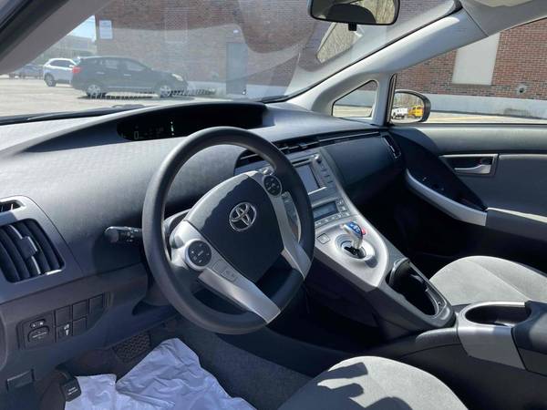 2012 Toyota Prius Two Hybrid Pkg2 50mpg 146k 1 owner clean - cars & for sale in Walpole, MA – photo 17