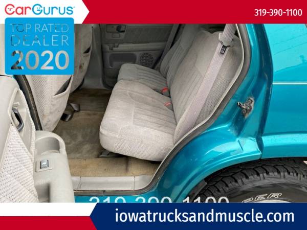 1995 Chevrolet Blazer 4dr 4WD with - cars & trucks - by dealer -... for sale in Cedar Rapids, IA – photo 11