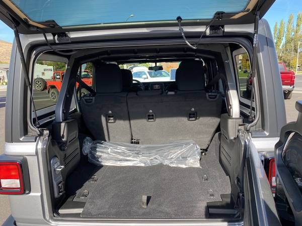 2020 *Jeep* *Wrangler Unlimited* *Sport Altitude 4x4 - cars & trucks... for sale in Wenatchee, WA – photo 20