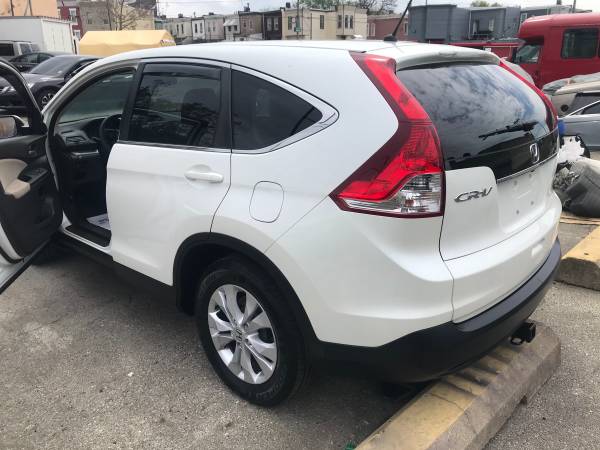 2014 Honda CRV EXCELLENT CONDITION ICE COLD PRIVATE OWNER - cars & for sale in Trenton, PA – photo 2