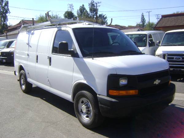 09 Chevy Express Cargo Van Ladder Rack ENCLOSED NO WINDOWS Utility... for sale in Corona, CA – photo 3