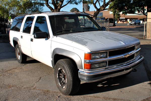 ((MUST SELL TODAY Sunday)) 1995 4x4 Chevy Suburban 2500 - cars &... for sale in Santa Cruz, CA – photo 12