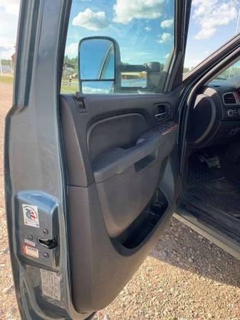 2011 Chevrolet Silverado 3500 HD Crew Cab - Financing Available! for sale in Kalispell, MT – photo 10