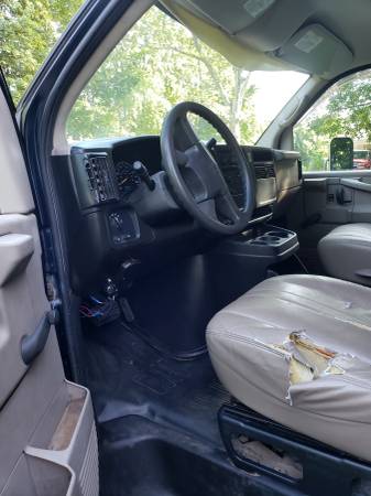 2005 Chevy Express for sale in Danbury, CT – photo 9