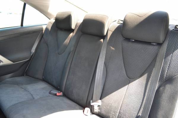 2011 Toyota Camry 4dr Sdn I4 Auto LE with Bi-level center console... for sale in Arlington, TX – photo 18