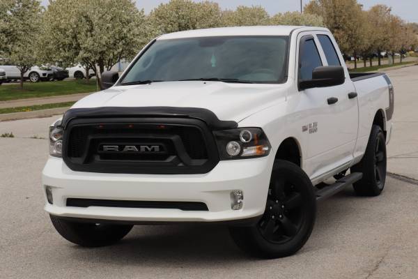 2016 Ram Ram 1500 Express 4X4 - - by dealer - vehicle for sale in Omaha, NE – photo 3