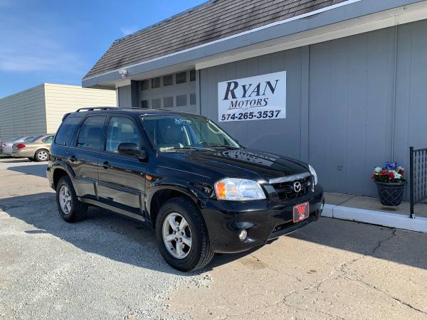 2005 Mazda Tribute LX (ONLY 122, 764 Miles! - - by for sale in Warsaw, IN – photo 20