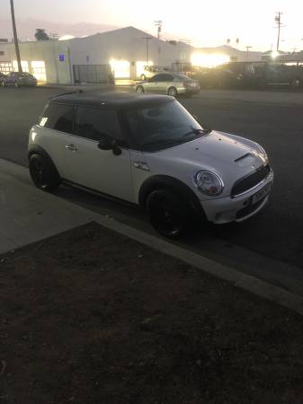 2010 Mini Cooper S - cars & trucks - by owner - vehicle automotive... for sale in Santa Monica, CA – photo 5