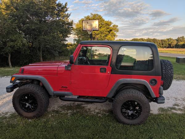 Jeep Wrangler - reduced price for sale in West Des Moines, IA – photo 3