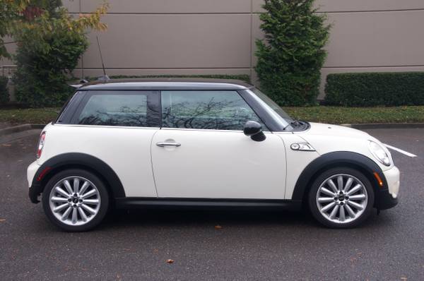 2013 MINI Cooper S Hatchback 53k Navigation Bluetooth Sunroof Xenons... for sale in Hillsboro, OR – photo 8
