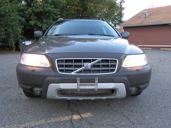 Volvo XC70 Wagon 2006 Water damage for sale in Saddle River, NJ – photo 2