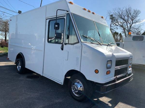 2001 Ford E-350 12 FOOT STEPVAN 17, 000 MILES MULTIPLE - cars & for sale in Other, District Of Columbia – photo 4
