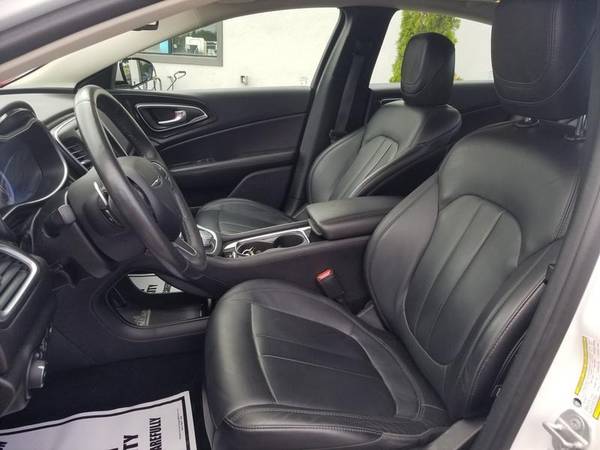 2015 Chrysler 200 C ~ Loaded, Leather, Moon Roof, More! for sale in Houlton, ME – photo 15