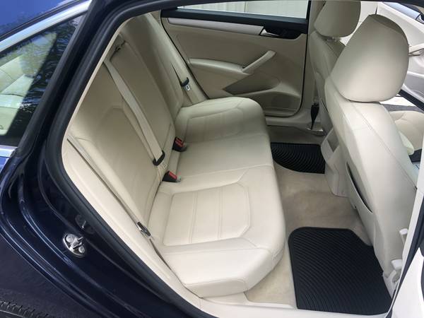 2012 Volkswagen Passat SE Clean Carfax NAV Heated Seats Excellent for sale in Palmyra, PA – photo 15