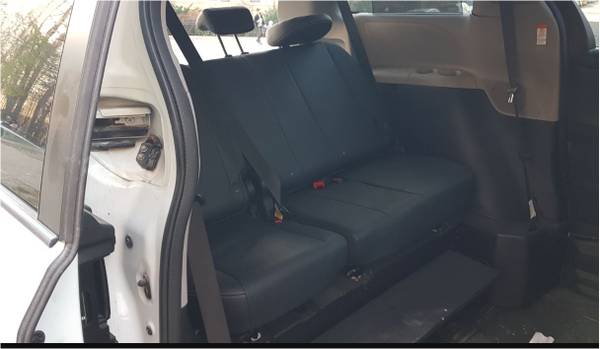 2018 Toyota Sienna XLE Braun Mobility Wheelchair Accessible 14k for sale in Louisville, KY – photo 11