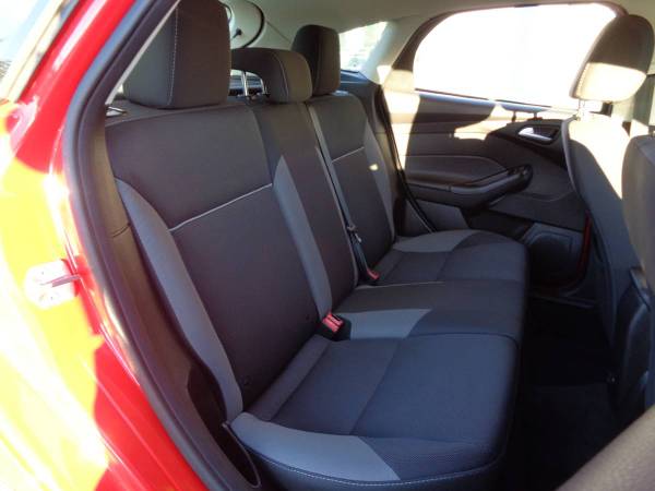 2014 Ford Focus SE Hatchback - FL Car! 36MPG! SYNC! Cruise! 36k Mi! for sale in Pinellas Park, FL – photo 13