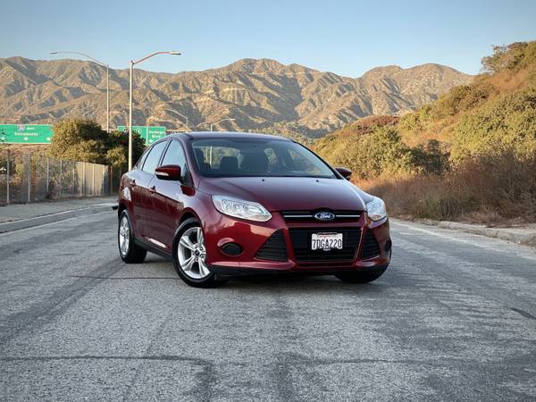 2014 Ford Focus SE - cars & trucks - by dealer - vehicle automotive... for sale in Los Angeles, CA – photo 2