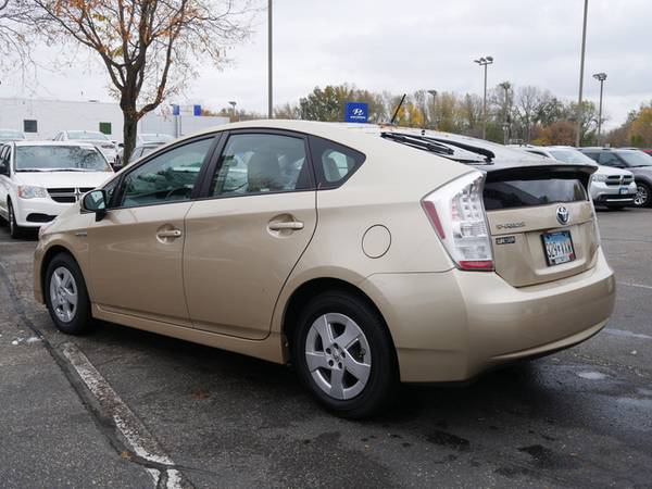 2010 Toyota Prius III - cars & trucks - by dealer - vehicle... for sale in Brooklyn Park, MN – photo 7