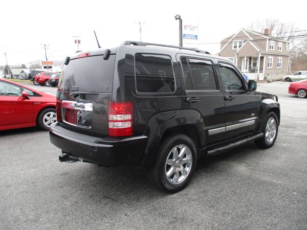 2012 JEEP LIBERTY SPORT LEATHER 100K MILES - - by for sale in Providence, RI – photo 9