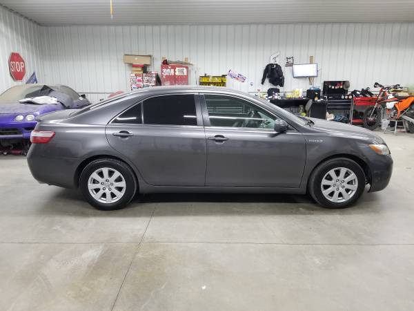 2007 Toyota Camry Hybrid - cars & trucks - by dealer - vehicle... for sale in Norwalk, IA – photo 2