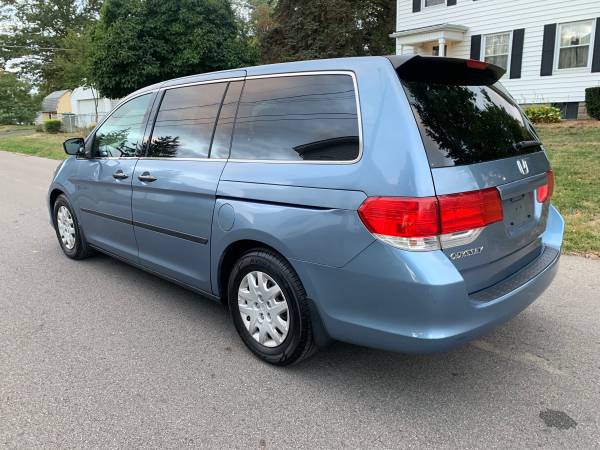 2010 Honda Odyssey EX: Well Maintained for sale in Westerville, OH – photo 8